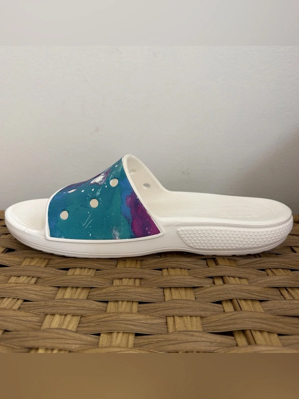 Crocs Classic Out of This World Slides Women’s 12 Men’s 10 Galaxy Cloud Sandal